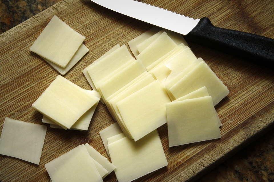 cheeese cutting
